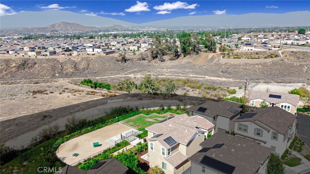 7891 Griffith Peak Street