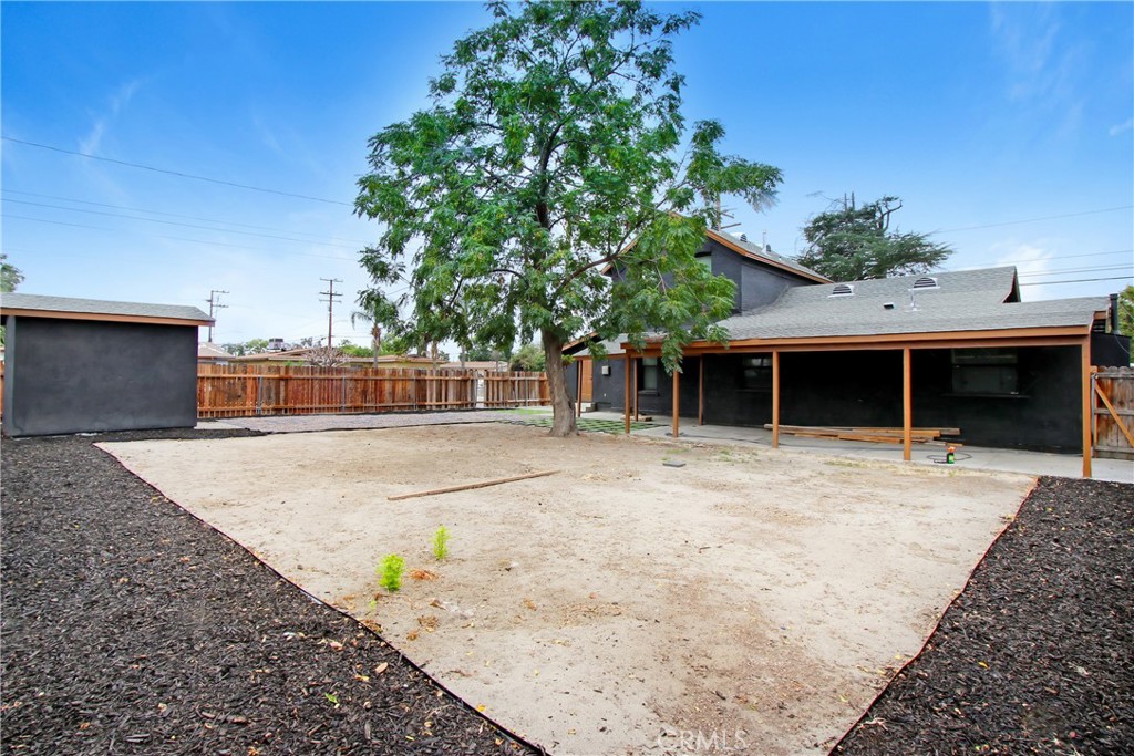 165 N Alessandro Avenue