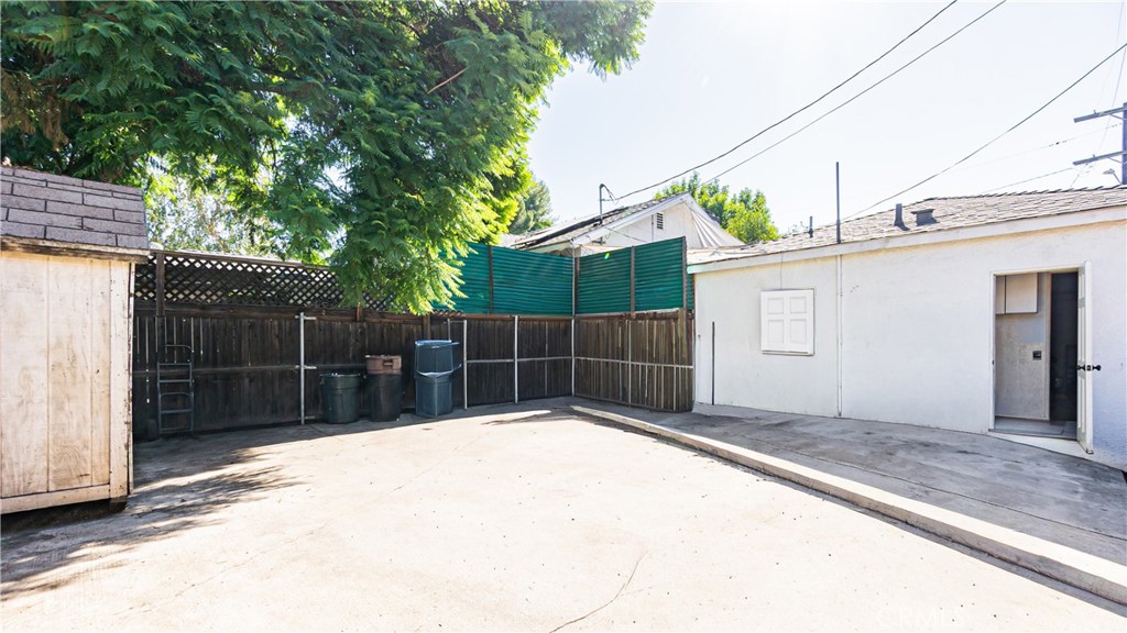 7503 Aqueduct Ave