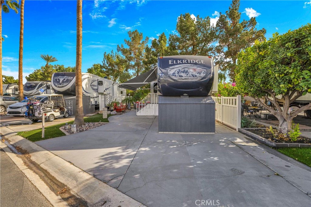 69411 Ramon Road