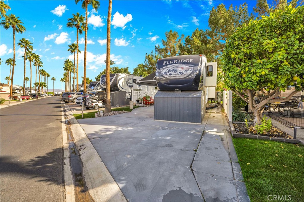 69411 Ramon Road