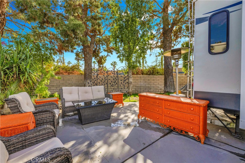 69411 Ramon Road