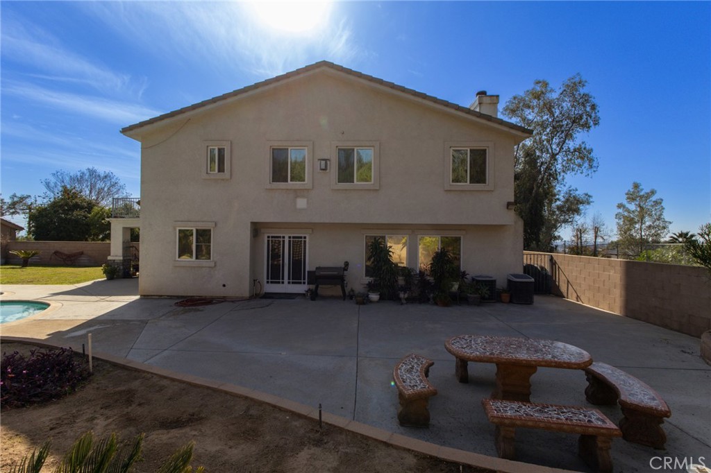 3772 Elm