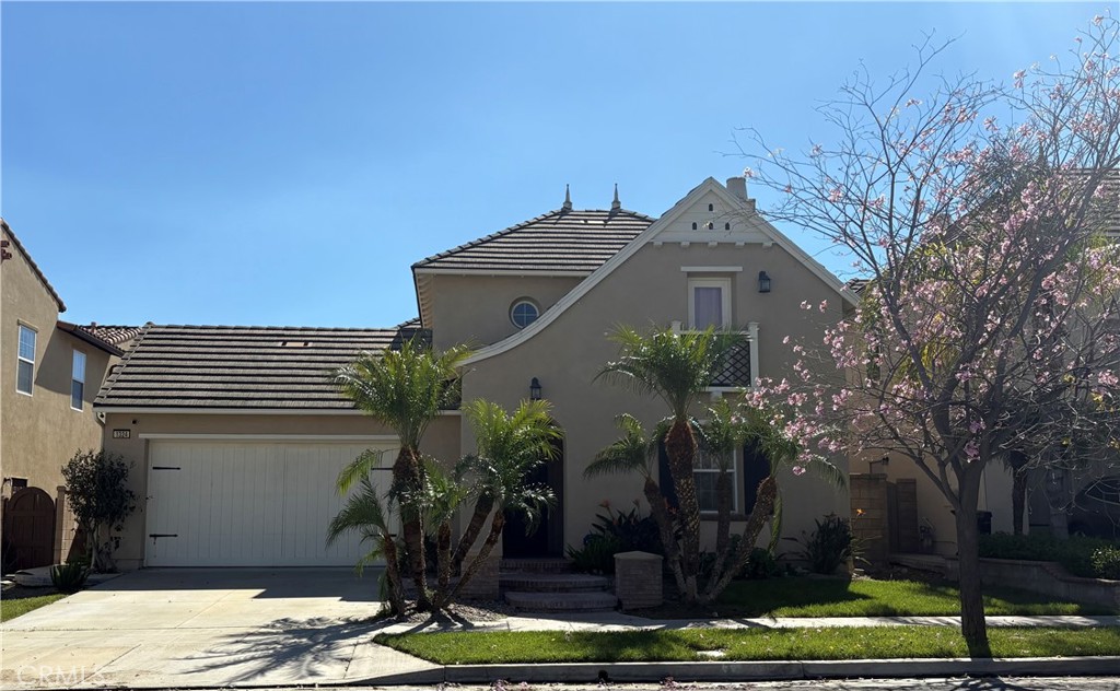 1324 S Swan Loop S