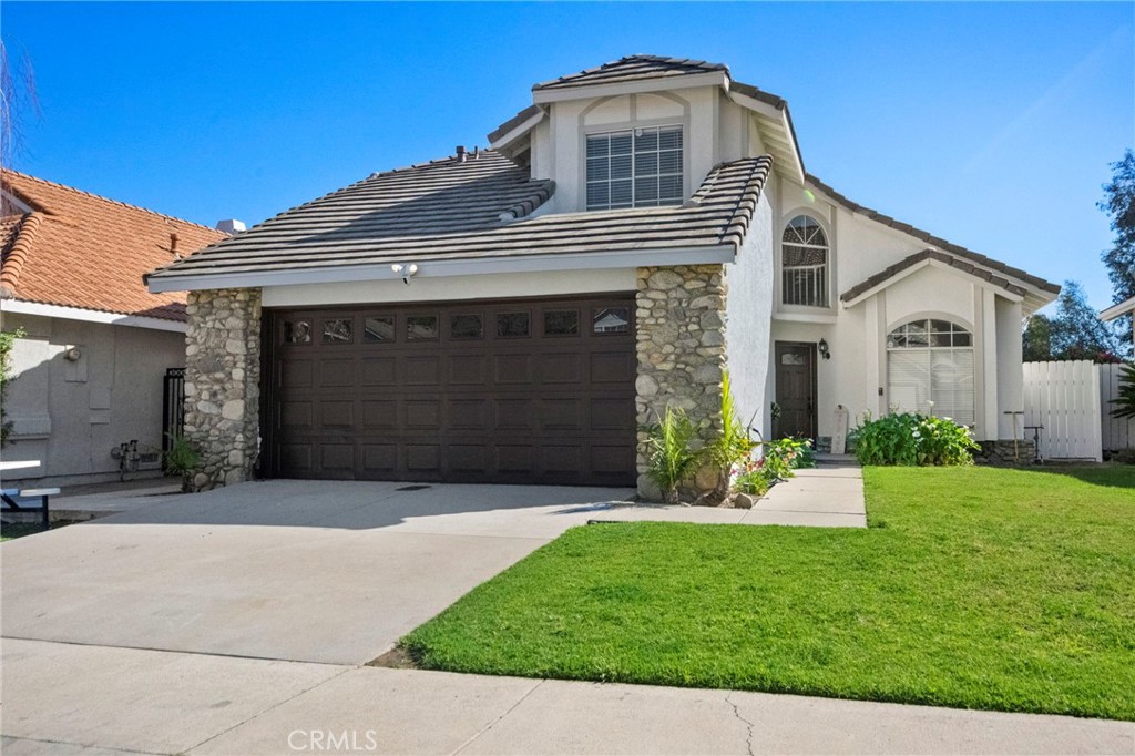 11825 Mount Royal Court