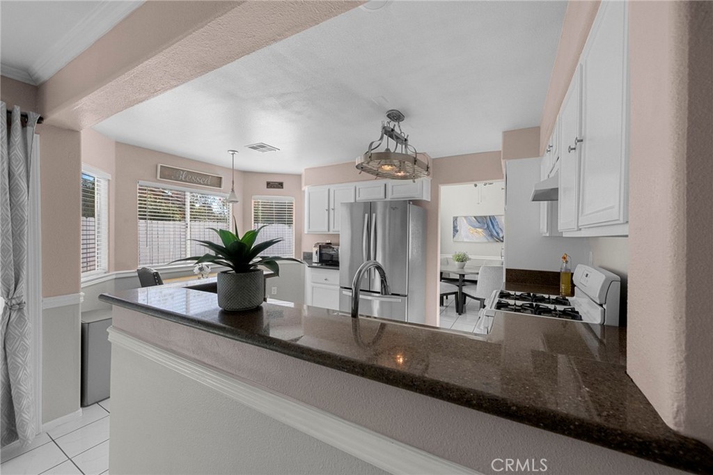 11825 Mount Royal Court