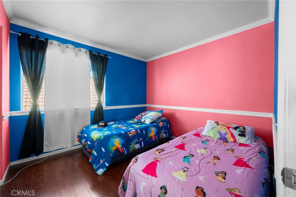 11825 Mount Royal Court