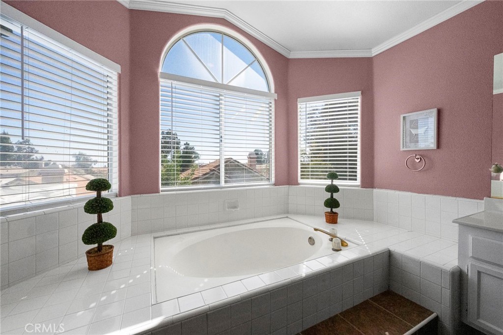 11825 Mount Royal Court