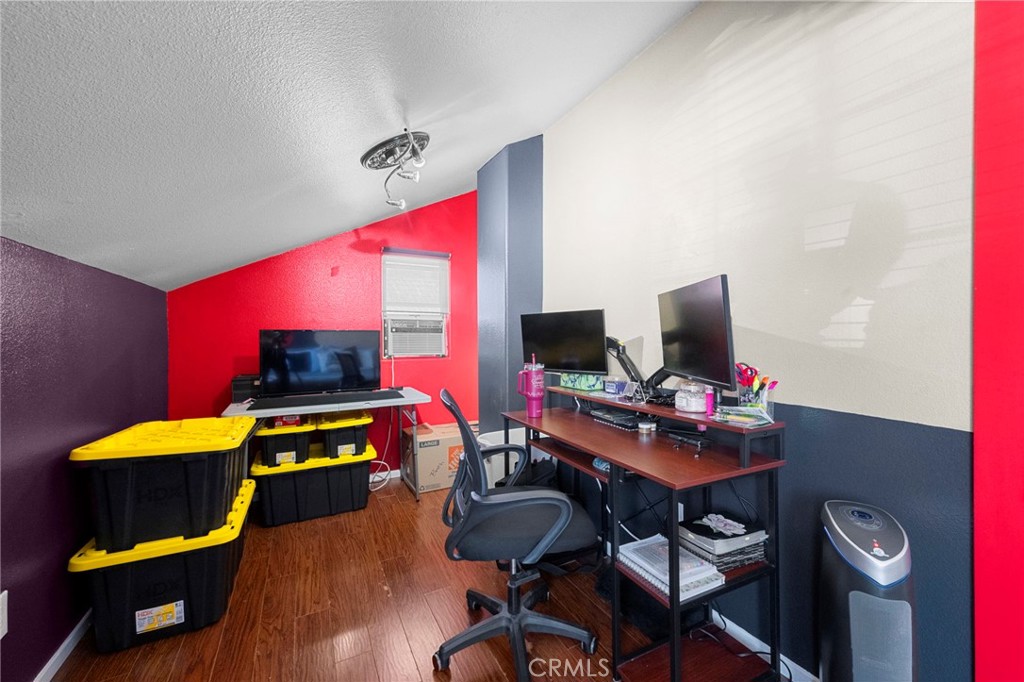 11825 Mount Royal Court