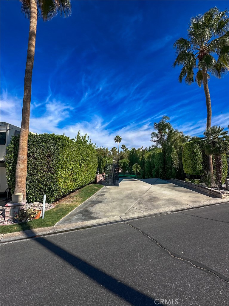 69411 Ramon Road