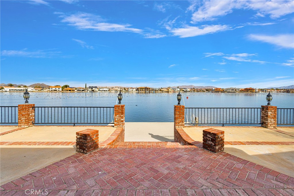 18063 Mariner Drive