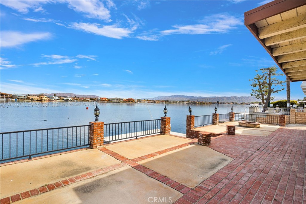 18063 Mariner Drive