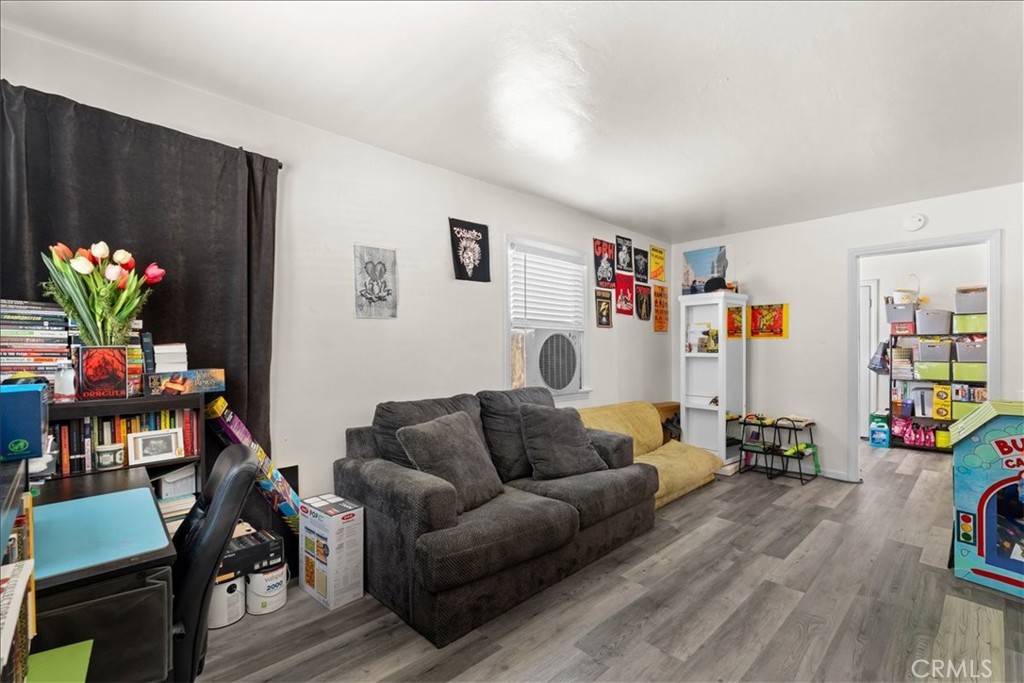 14703 Mesa