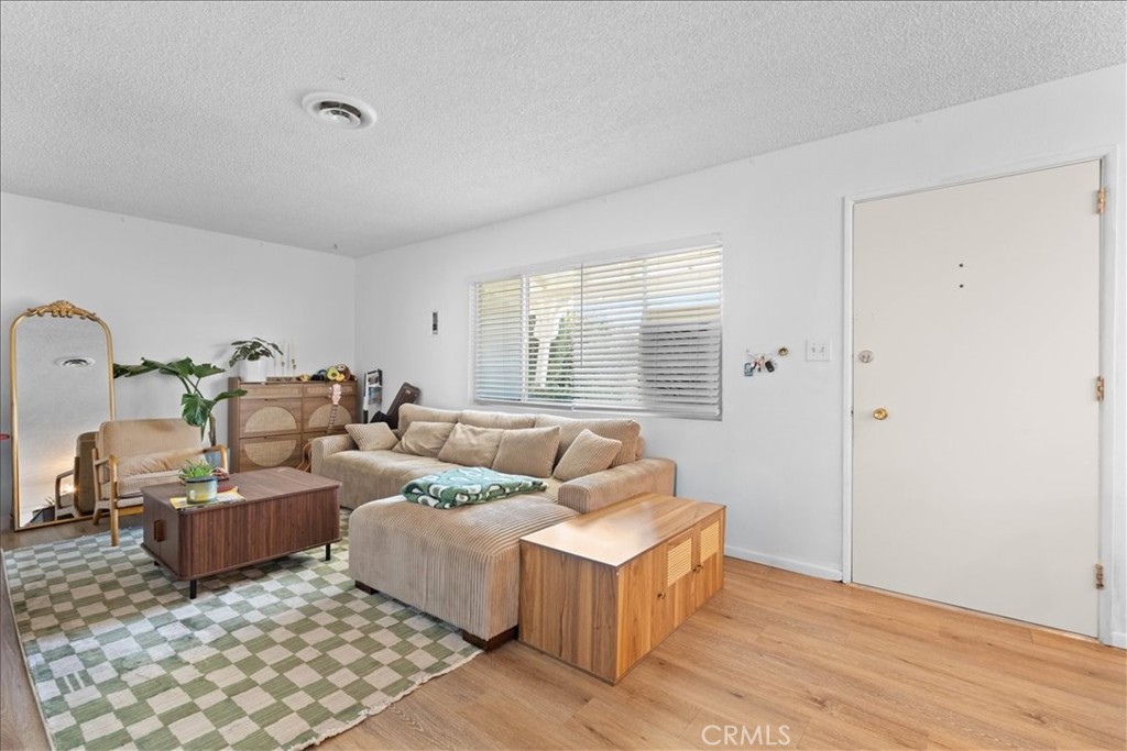 14703 Mesa