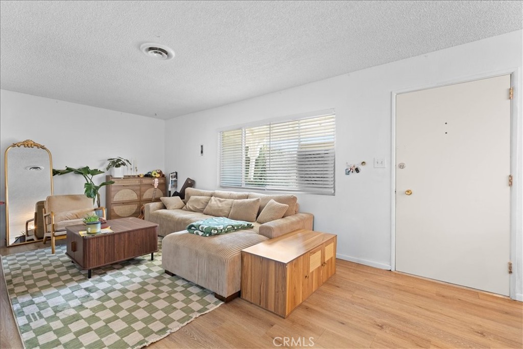 14703 Mesa
