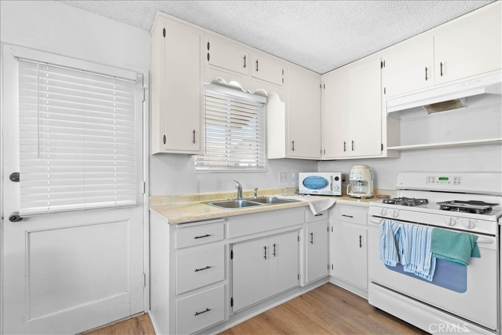 14703 Mesa