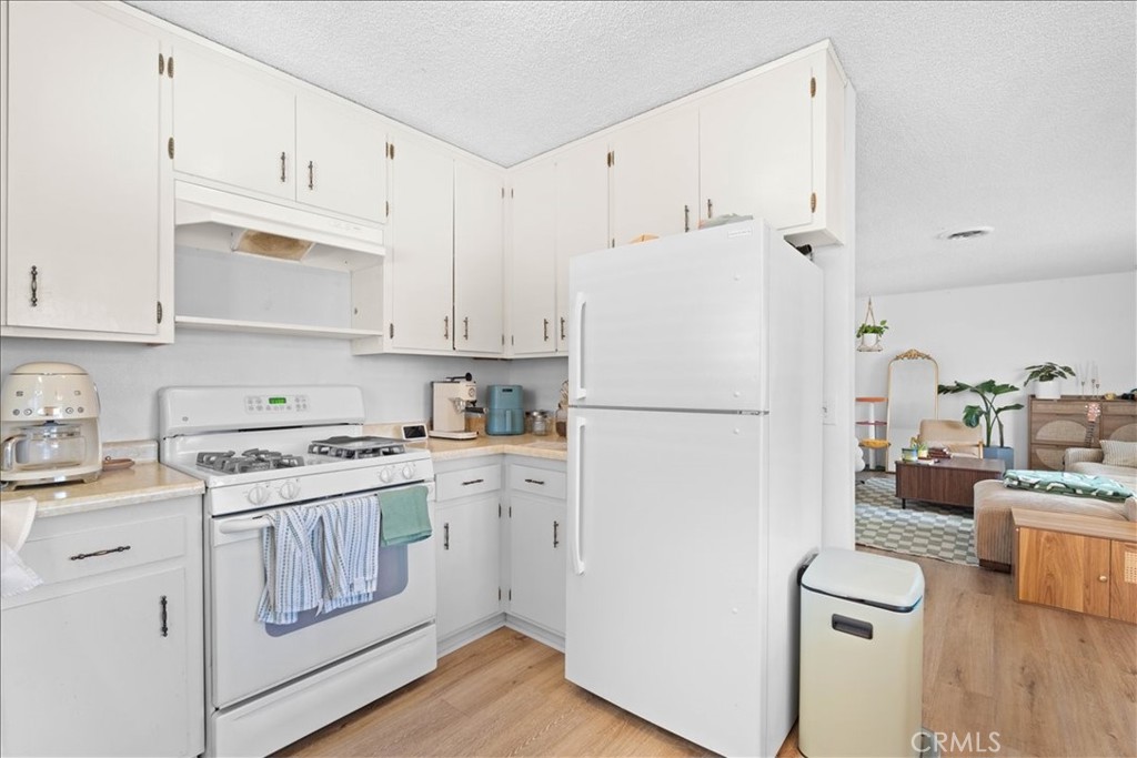 14703 Mesa
