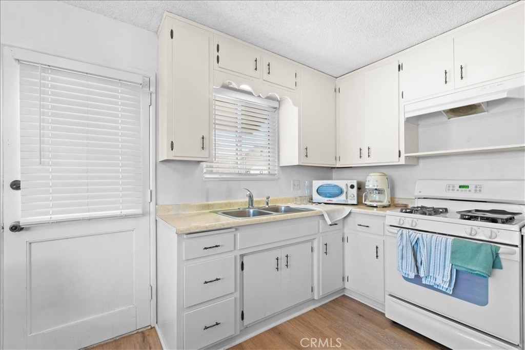 14703 Mesa