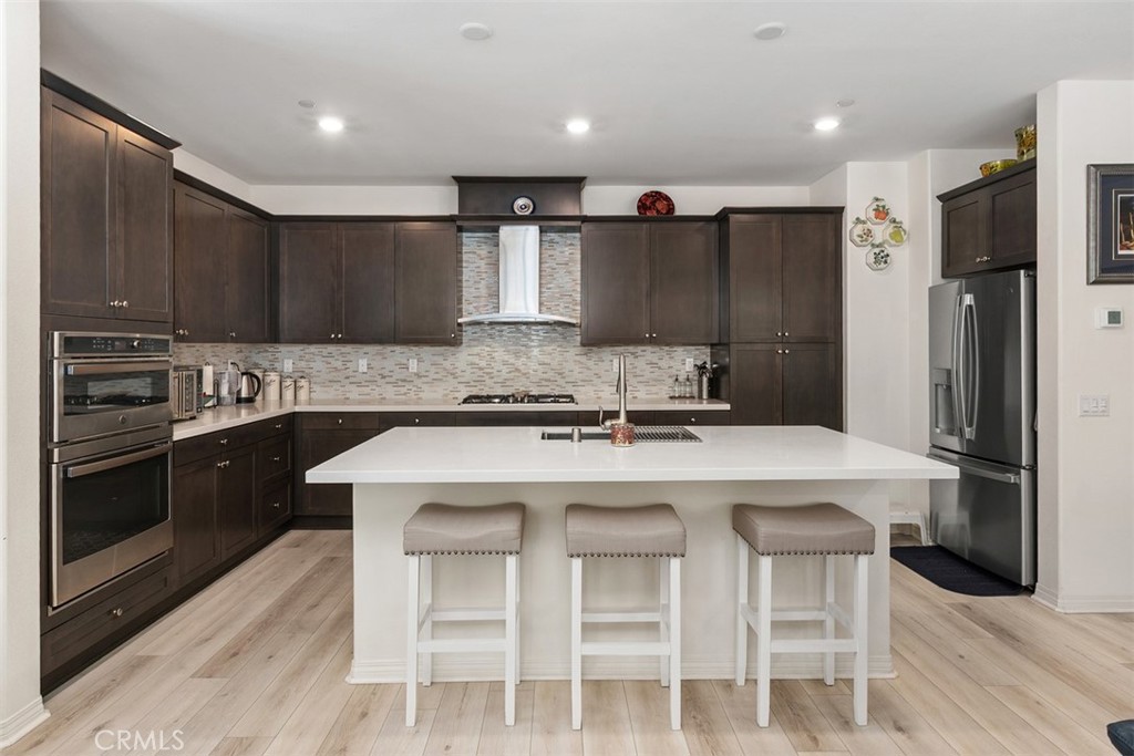 4536 S Afton Privado