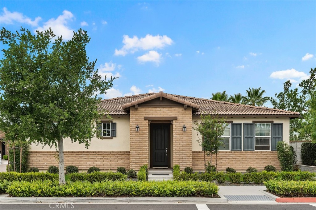 4536 S Afton Privado