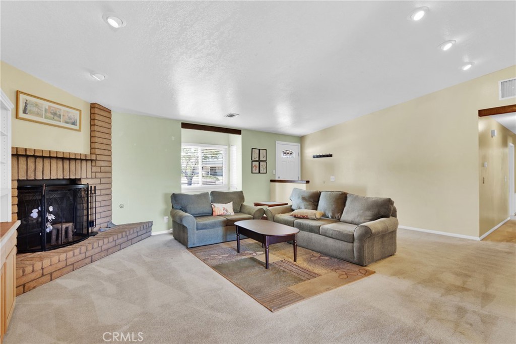 14420 Iroquois Road