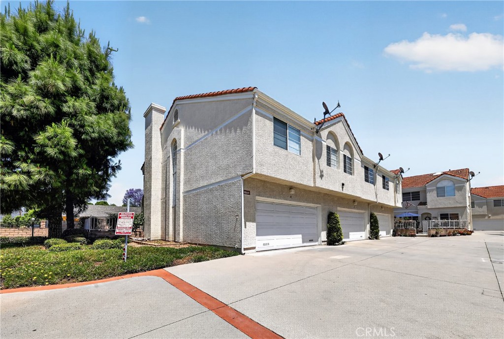 1210 N Sunflower A