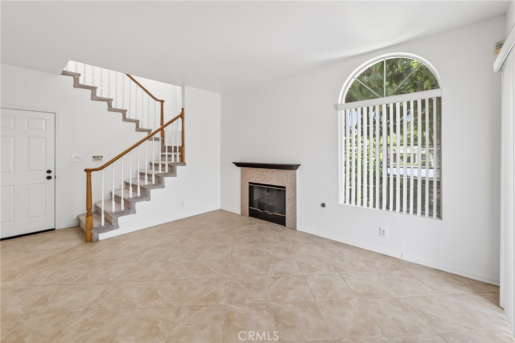 1210 N Sunflower A