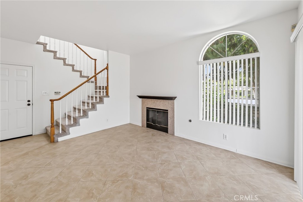 1210 N Sunflower A