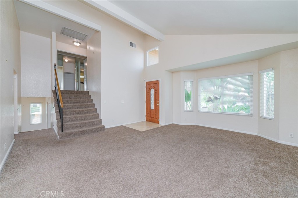 8 Quiet Hollow Road