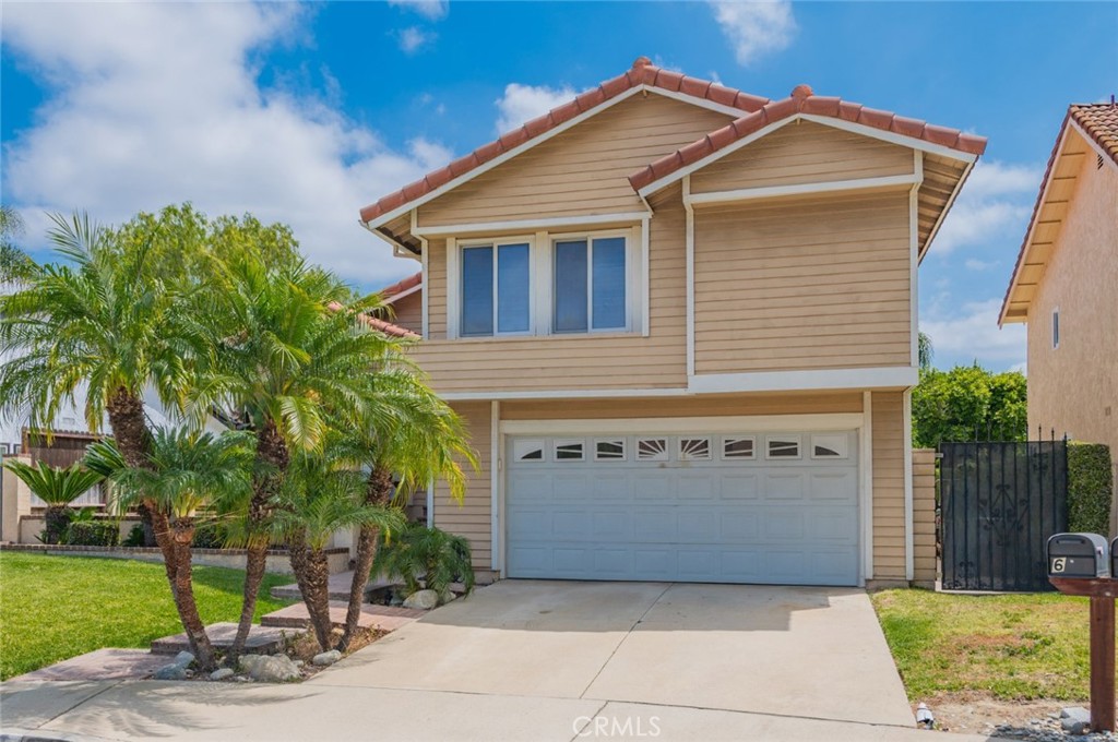8 Quiet Hollow Road