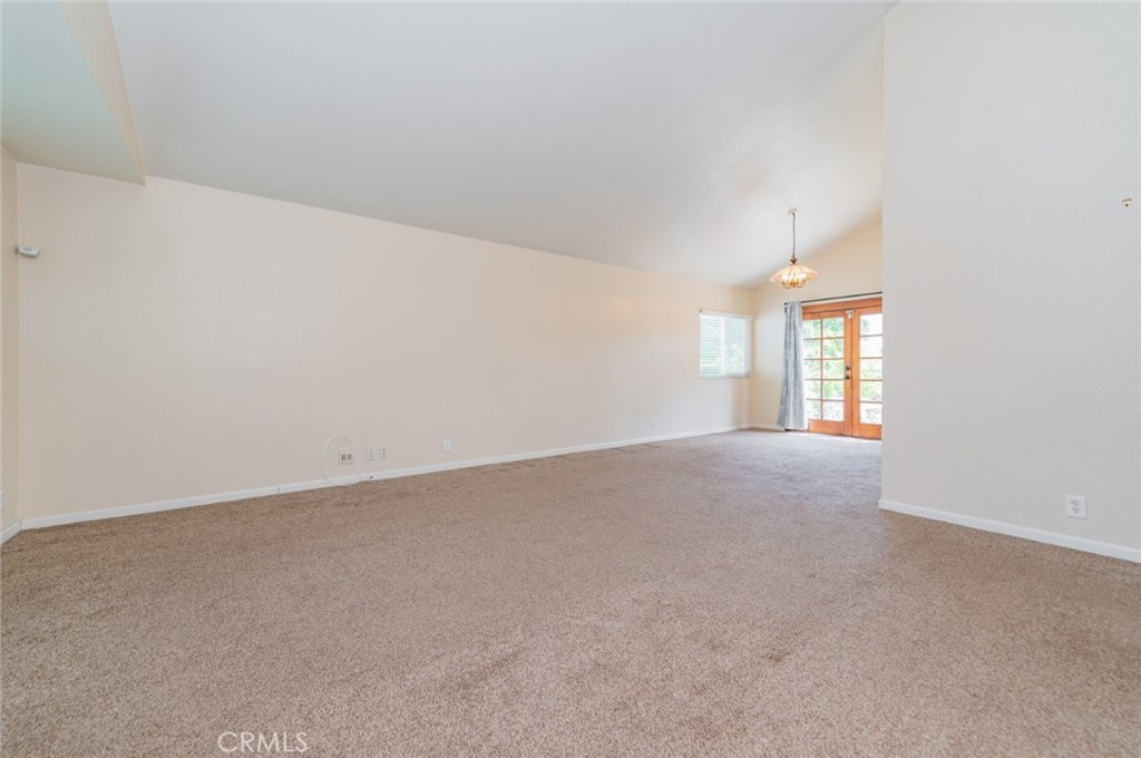 8 Quiet Hollow Road