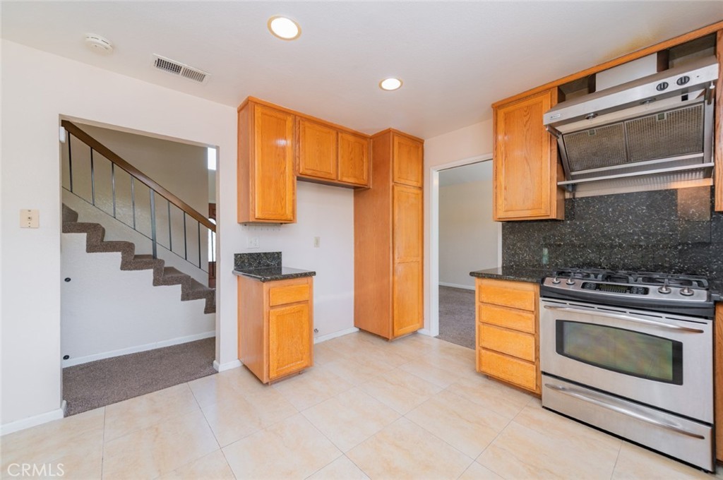 8 Quiet Hollow Road