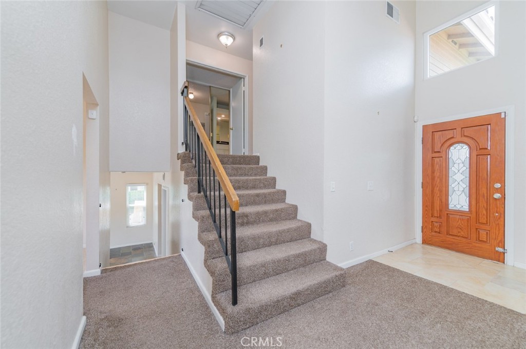 8 Quiet Hollow Road