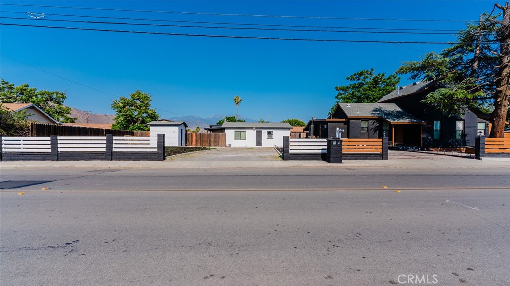 165 N Alessandro Avenue
