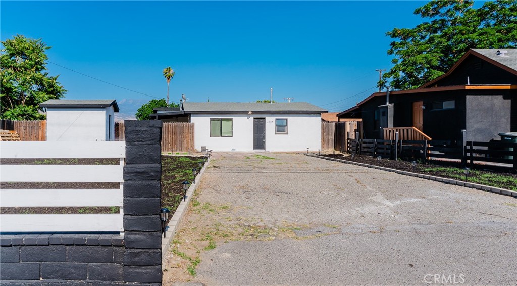 165 N Alessandro Avenue