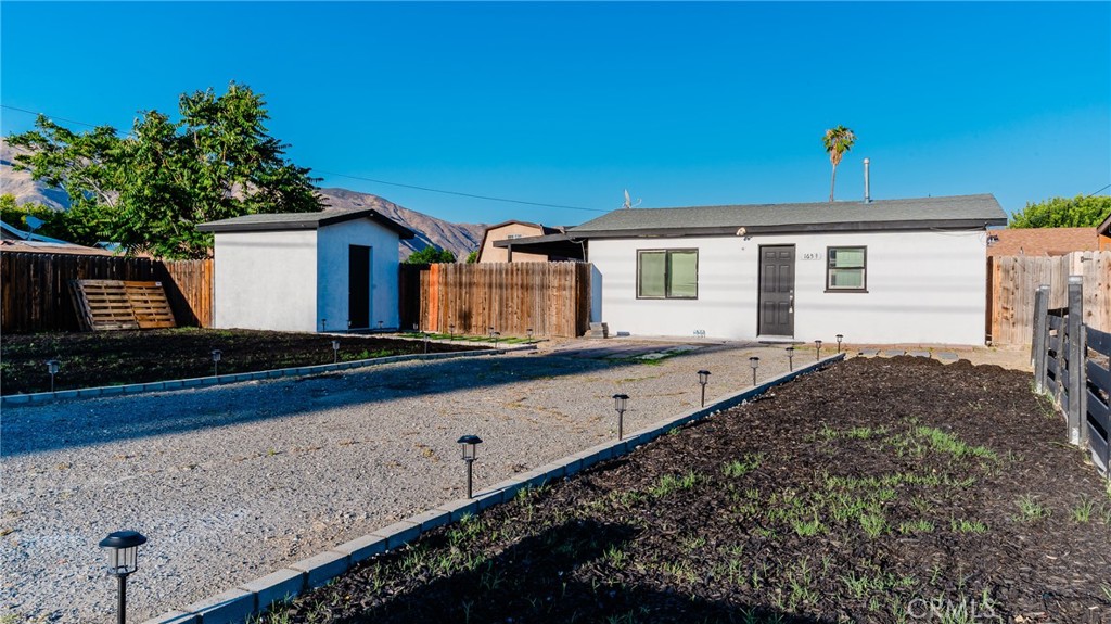 165 N Alessandro Avenue