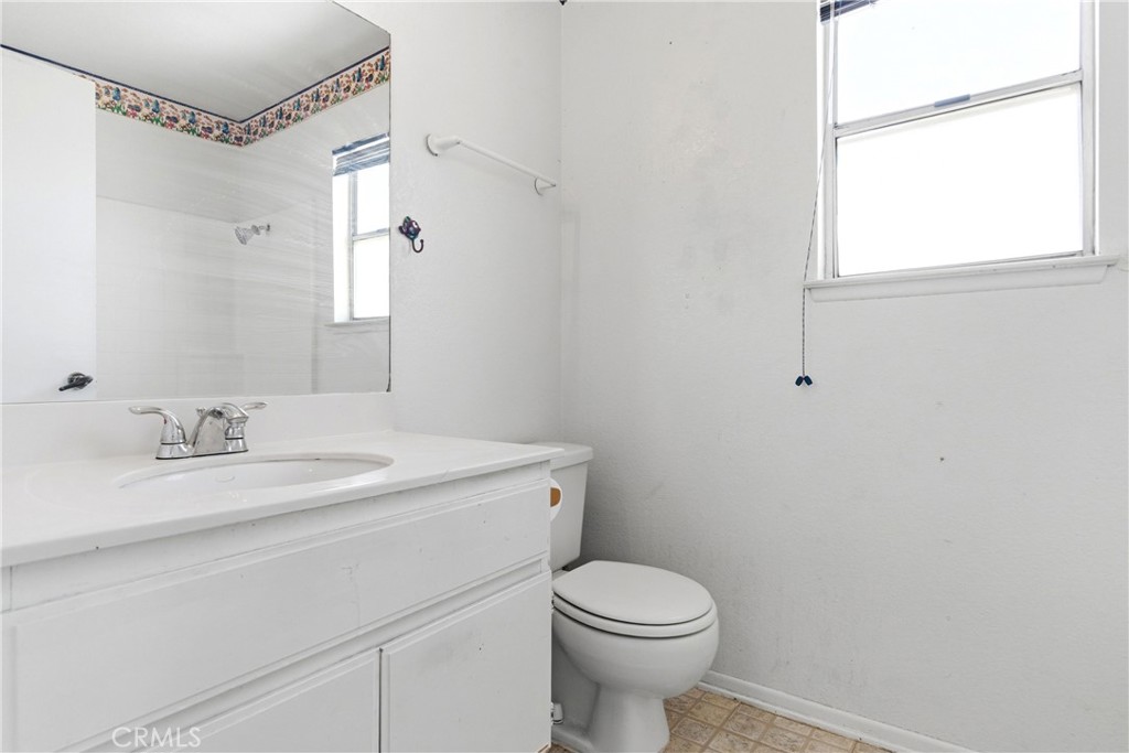 2634 Akron