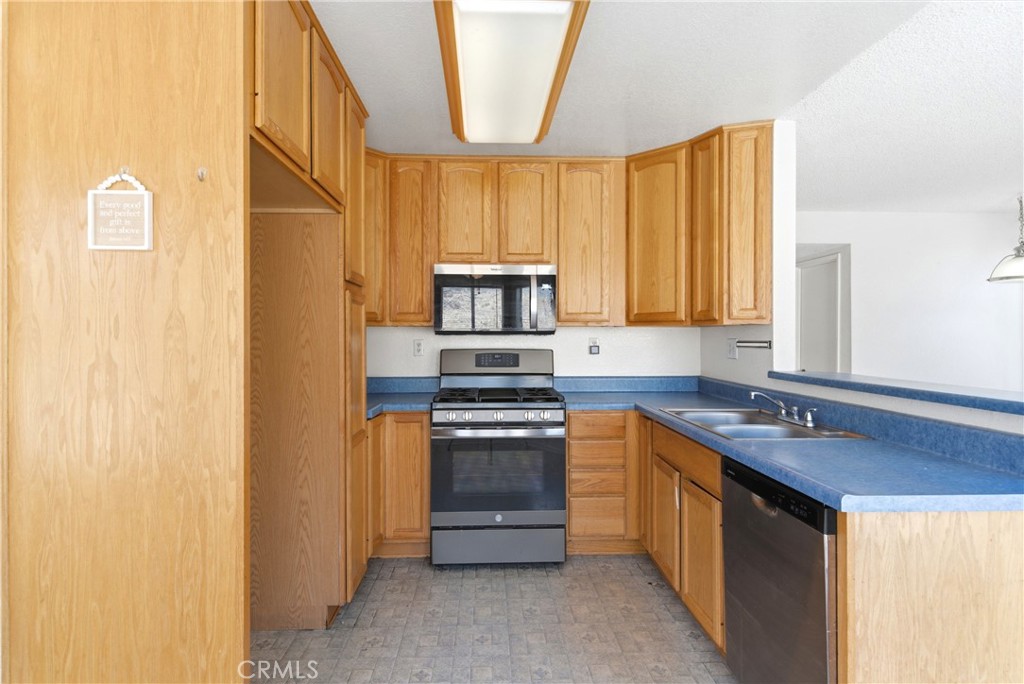 2634 Akron