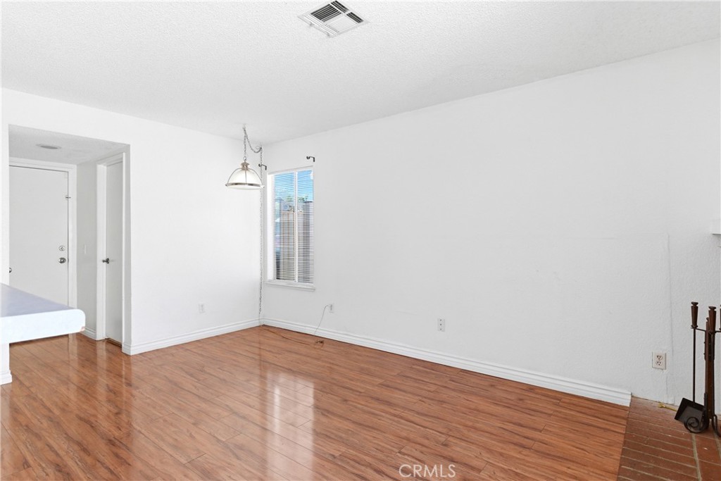 2634 Akron