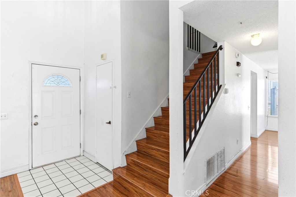 2634 Akron