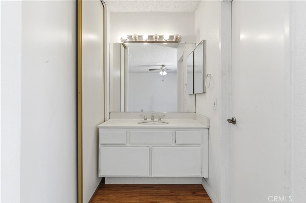 2634 Akron