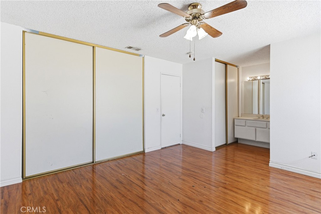 2634 Akron