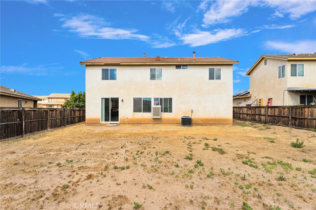 13816 Grant Way
