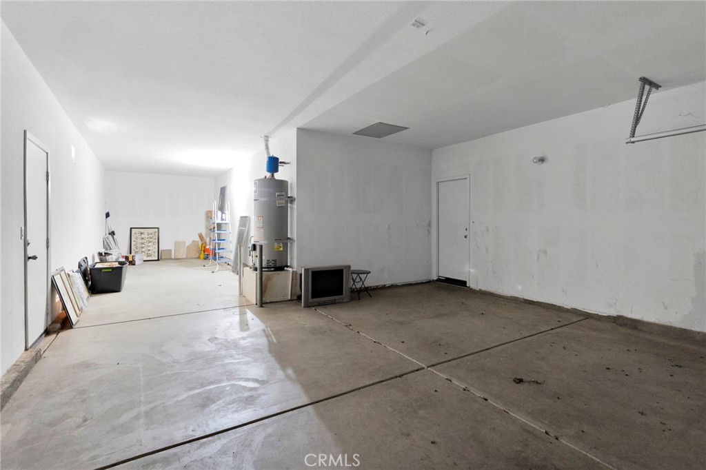 13816 Grant Way