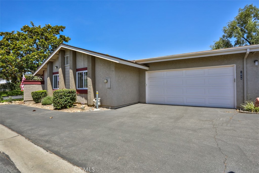 1644 Carmel Circle West
