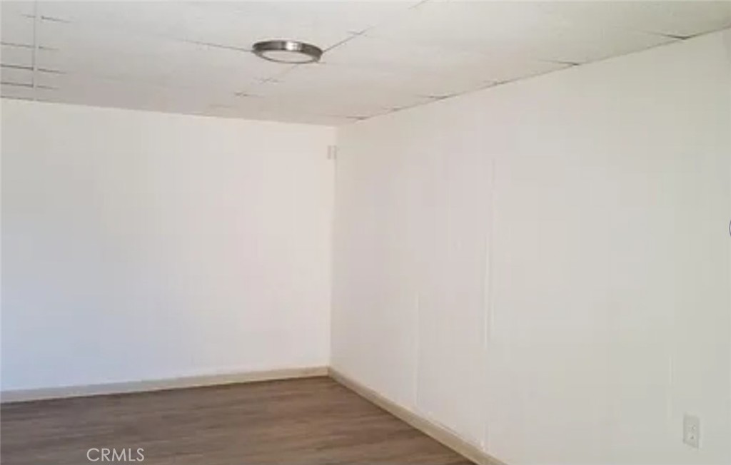 322 W Phillips