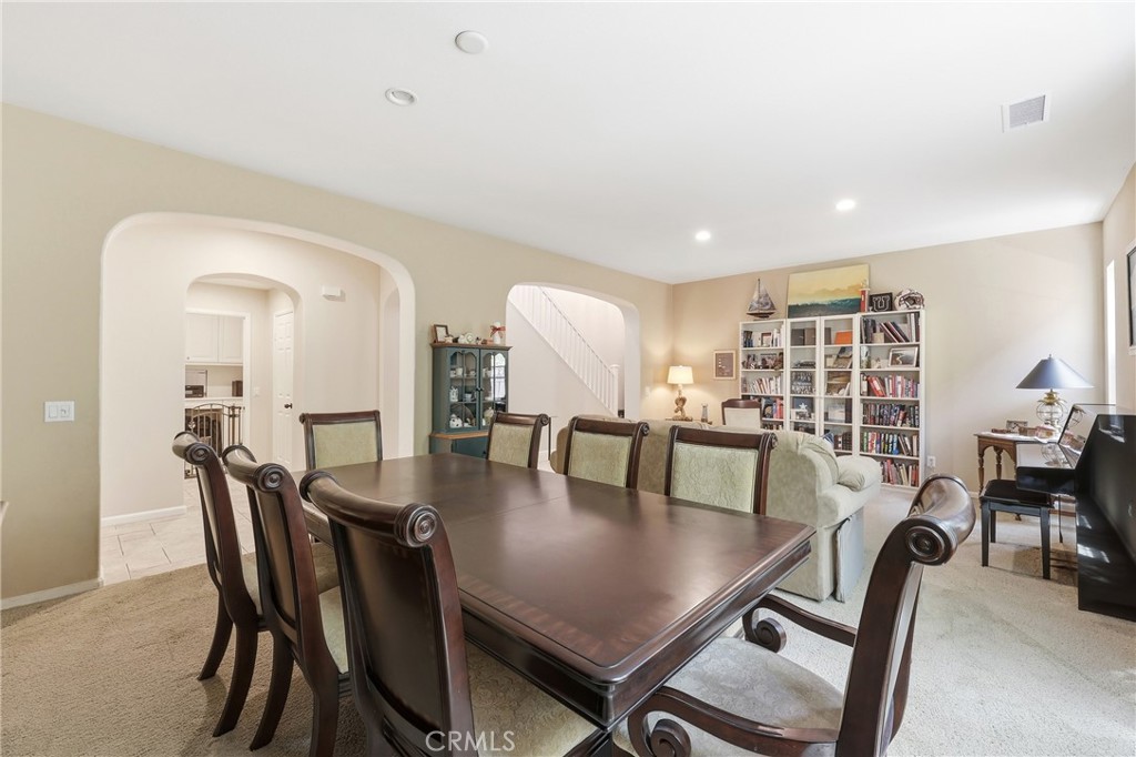 1721 Arthur Loop W W