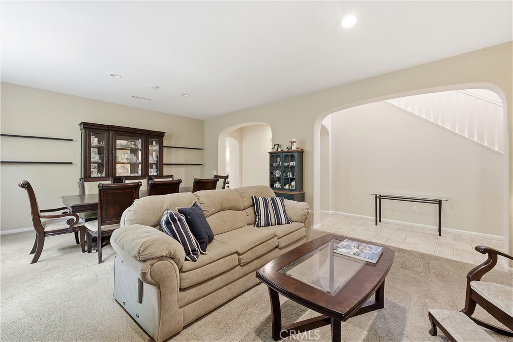 1721 Arthur Loop W W