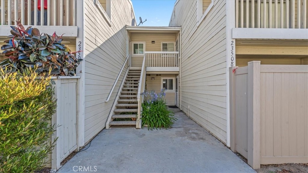 23506 Cambridge Road