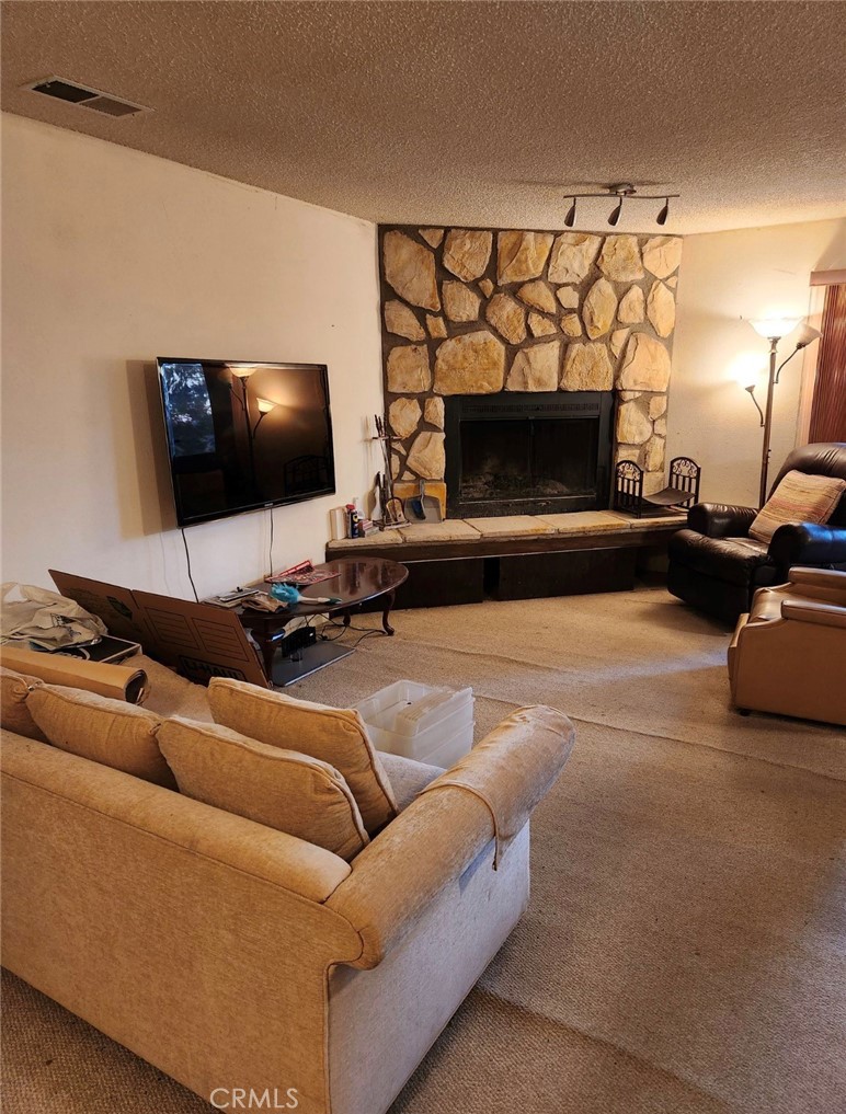 24066 Lakeview Drive